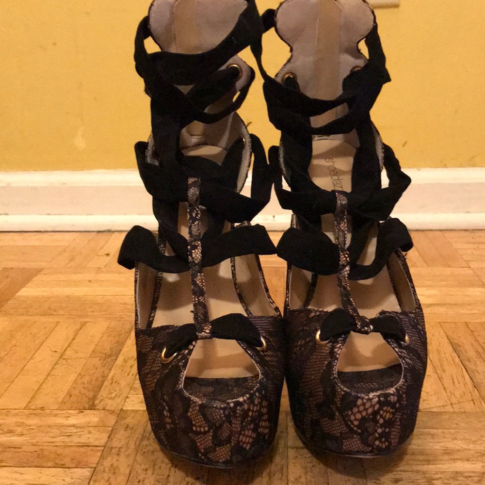 Black net heels